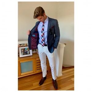 Meet your Posher, Aden